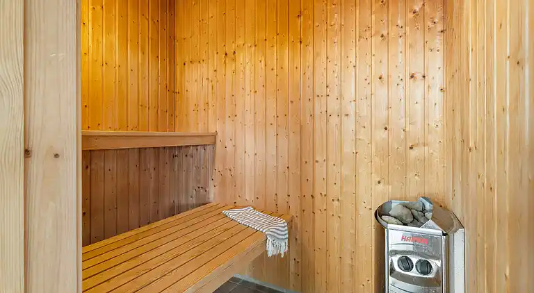 Wellnesshaus am Skåstrup Strand mit Pool