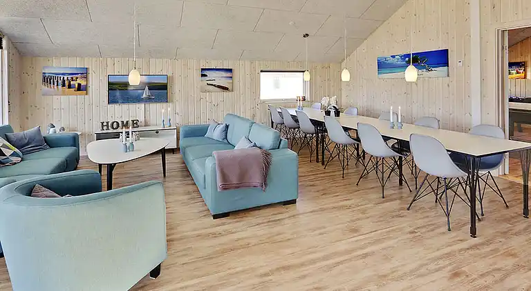 Ferienhaus mit Badeland, Sauna & Spielzimmer