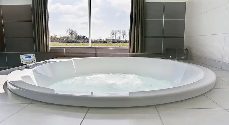 Vacation home: waterpark, activity room & terrace