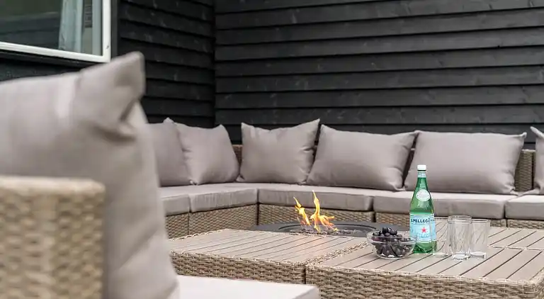 Familienfreundliches Poolhaus bei Asserbo