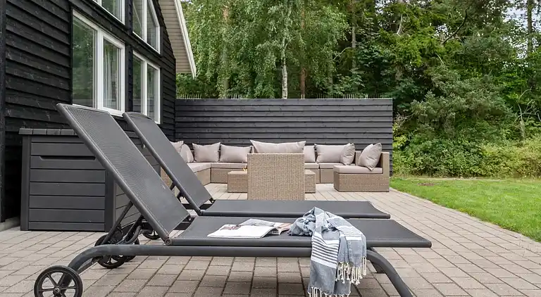 Familienfreundliches Poolhaus bei Asserbo