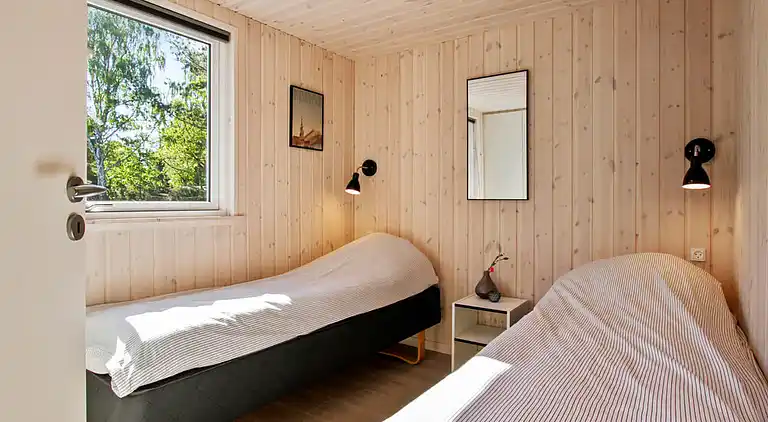 Geräumiges Ferienhaus mit Pool & Aktivitäten