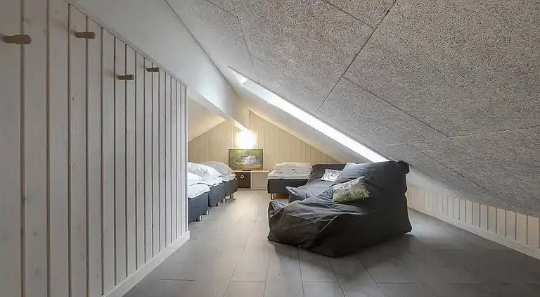 Geräumiges Sommerhaus mit Hallenbad & Spa