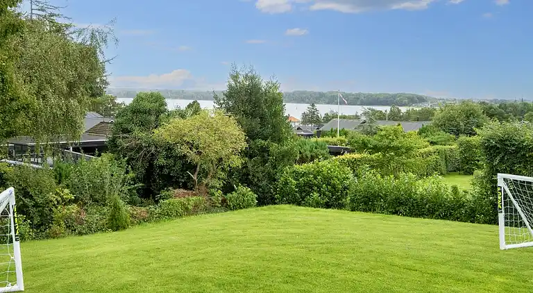 Großes Ferienhaus am Vejle Fjord mit Pool