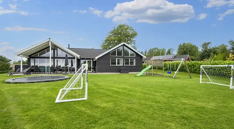 Großes Ferienhaus am Vejle Fjord mit Pool