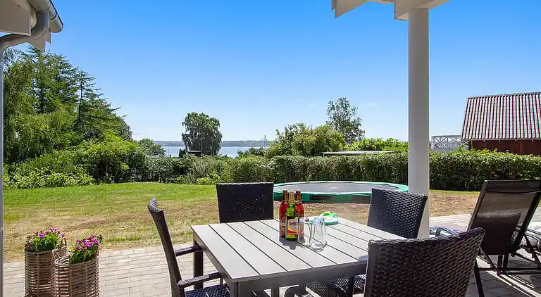 Großes Ferienhaus am Vejle Fjord mit Pool