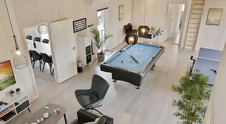 Stort sommarhus för 20 vid Marielyst