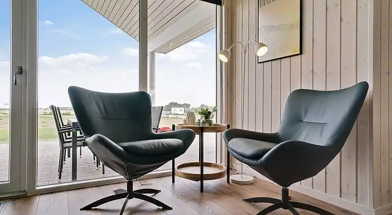 Luxus-Ferienhaus: Pool, Spa, Freizeitraum