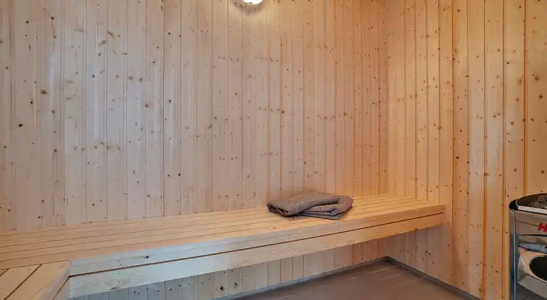 Ferienhaus mit Indoor-Wasserpark für 30