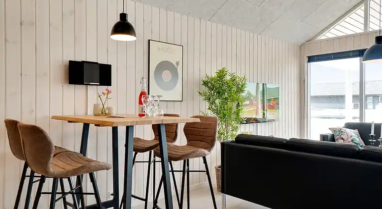 Ferienhaus mit Indoor-Wasserpark für 30