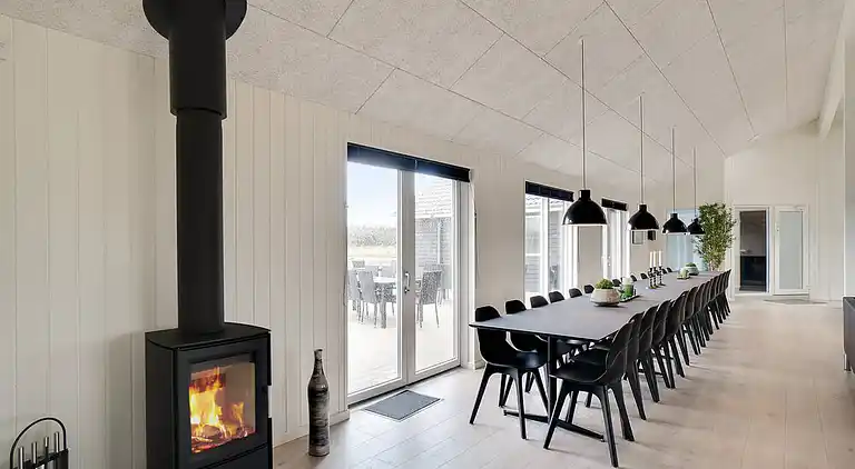 Ferienhaus mit Indoor-Wasserpark für 30