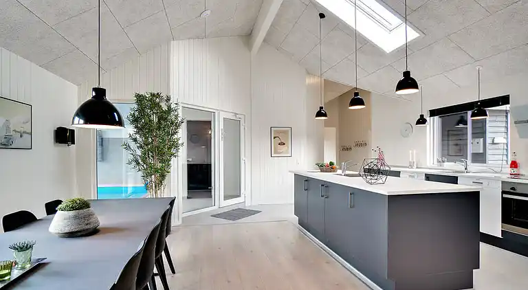 Ferienhaus mit Indoor-Wasserpark für 30