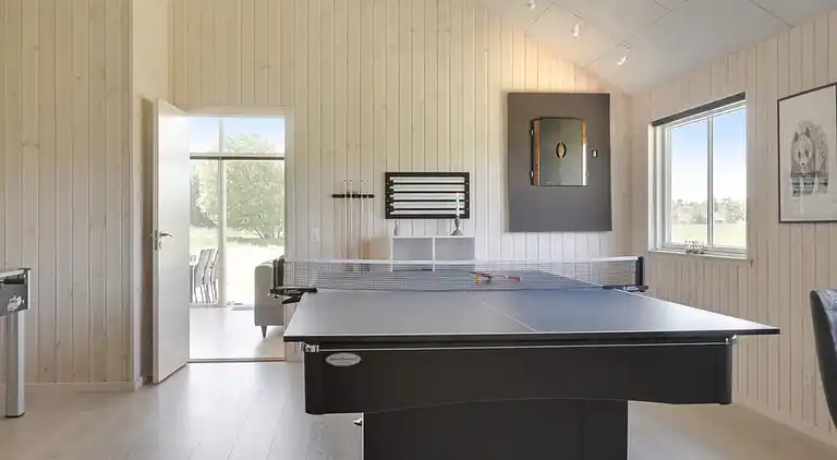 Geräumiges Ferienhaus mit Pool, Spa & Aktivitäten