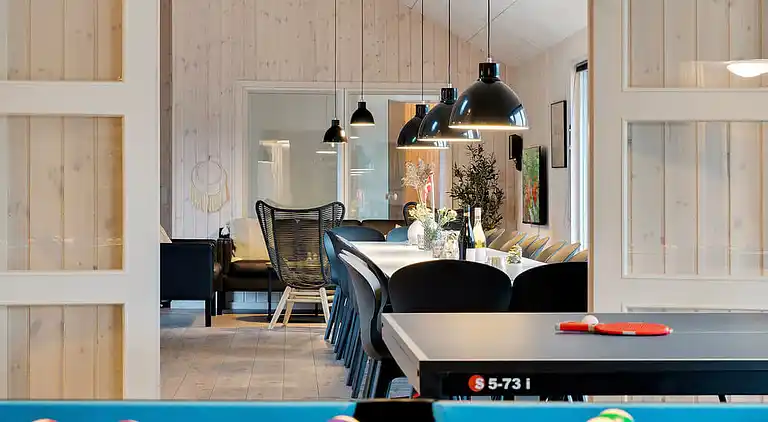 Großes Ferienhaus mit Pool, Spa & Aktivitäten