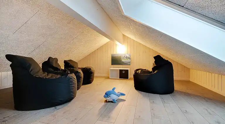 Großes Ferienhaus mit Pool, Spa & Aktivitäten