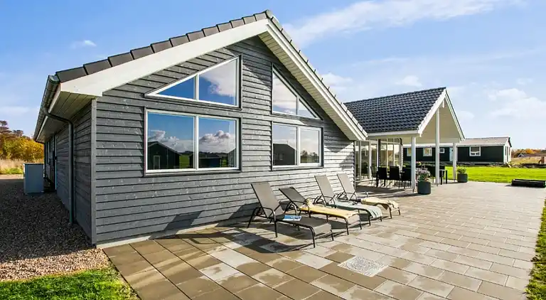 Geräumiges Ferienhaus auf Samsø mit Pool & Spa