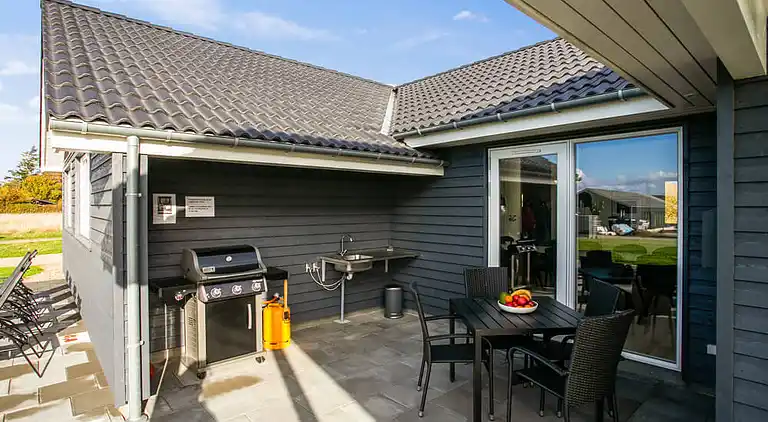 Geräumiges Ferienhaus auf Samsø mit Pool & Spa