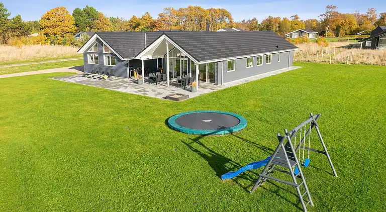 Geräumiges Ferienhaus auf Samsø mit Pool & Spa