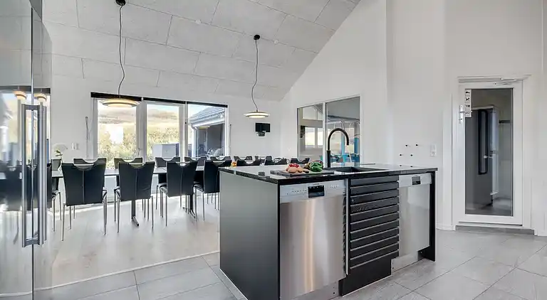 Großes Ferienhaus am Strand - für 20 Pers.