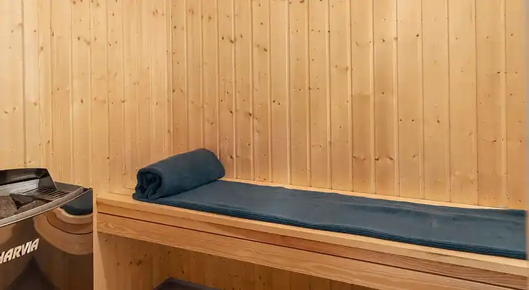 Geräumiges Ferienhaus mit Pool & Spa