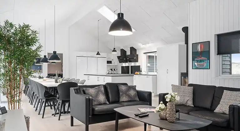 Geräumiges Ferienhaus mit Pool & Spa