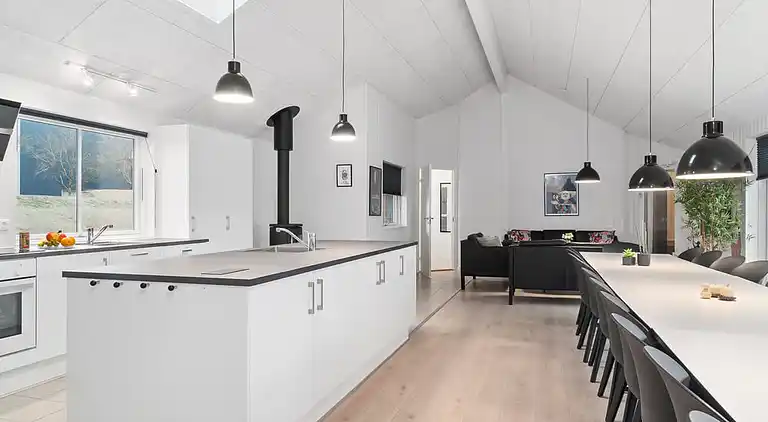 Geräumiges Ferienhaus mit Pool & Spa