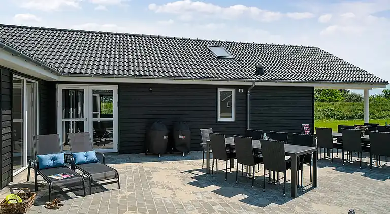 Geräumiges Ferienhaus mit Pool & Spa