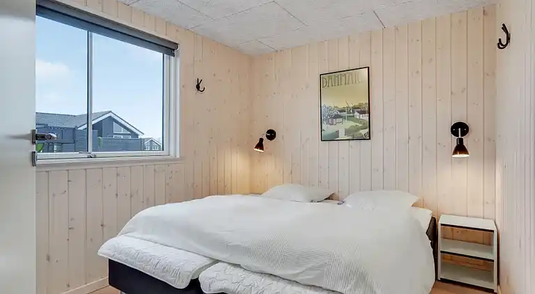 Stort familjevänligt sommarhus vid Mommark