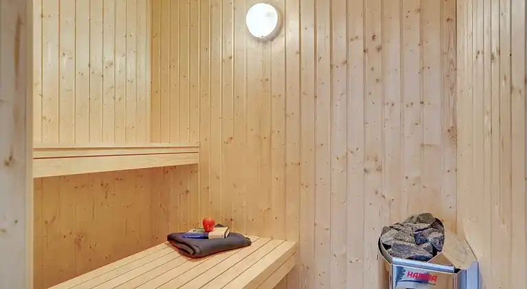 Ferienhaus in Mommark für 18 mit Pool