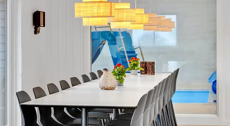 Ferienhaus in Mommark für 18 mit Pool