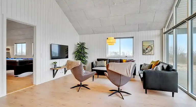 Ferienhaus in Mommark für 18 mit Pool