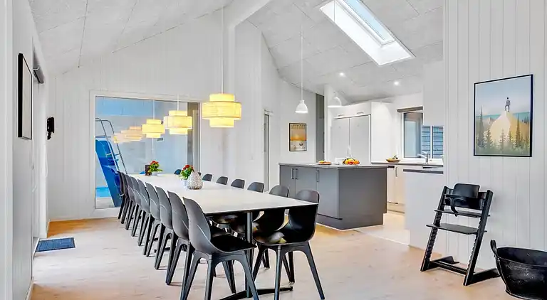 Ferienhaus in Mommark für 18 mit Pool