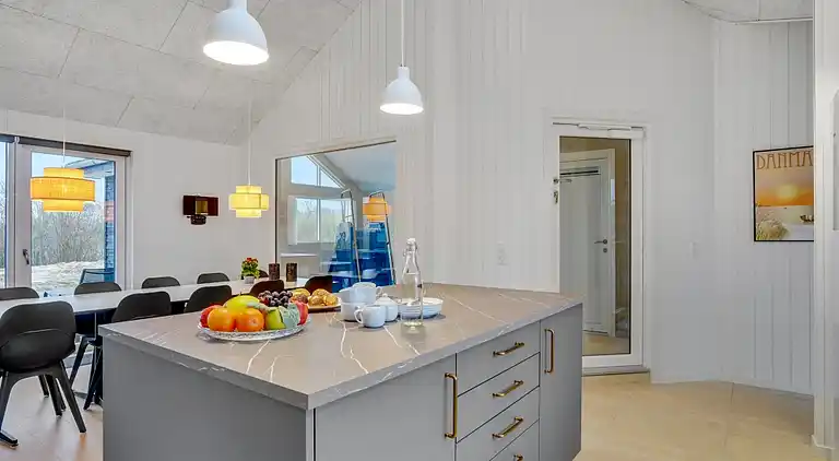 Ferienhaus in Mommark für 18 mit Pool