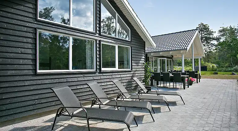 Ferienhaus in Mommark für 18 mit Pool