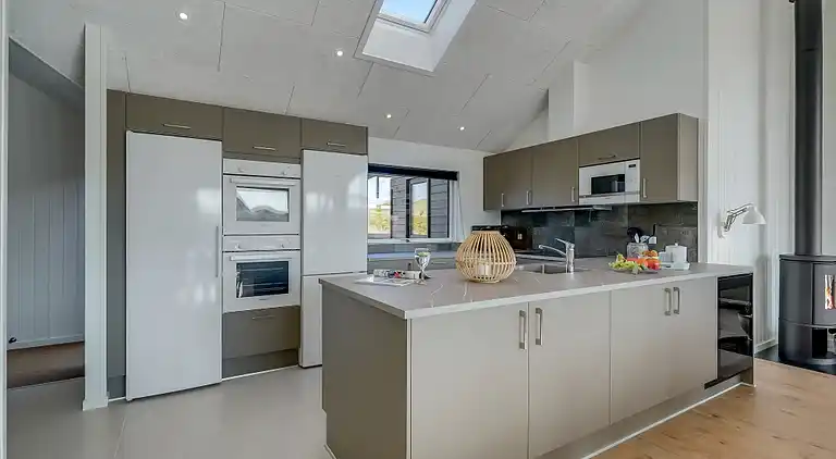 Große Sommerperle mit Pool, Aktivitäten & Spa