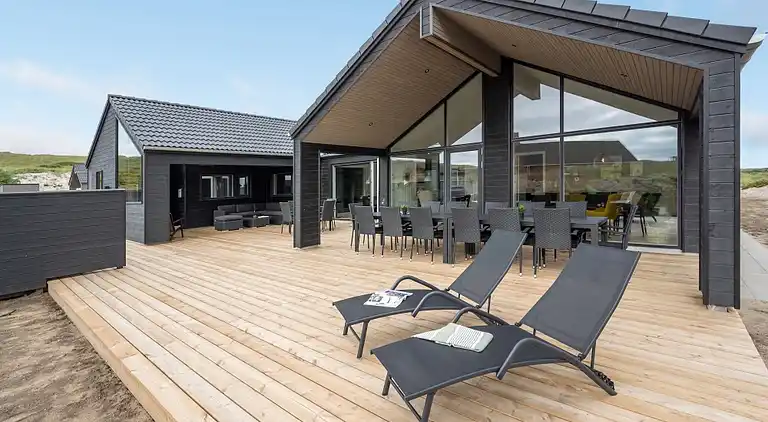 Große Sommerperle mit Pool, Aktivitäten & Spa