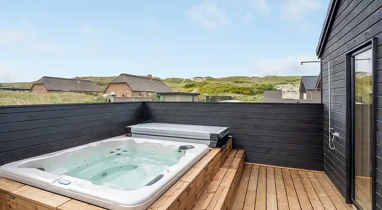 Große Sommerperle mit Pool, Aktivitäten & Spa