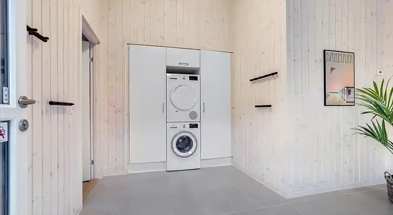 Geräumiges Ferienhaus: Pool, Spa & Spielraum