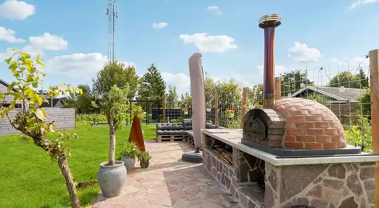 Luxuriöses Poolhaus mit Spa & Aktivitäten