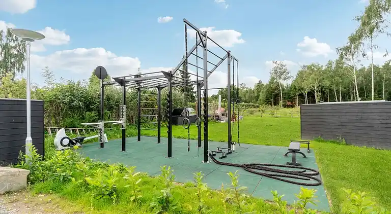 Luxuriöses Poolhaus mit Spa & Aktivitäten