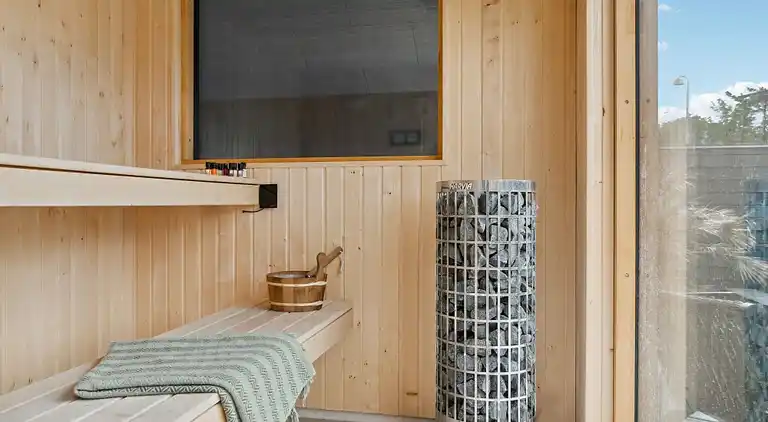 Luxuriöses Poolhaus mit Spa & Aktivitäten