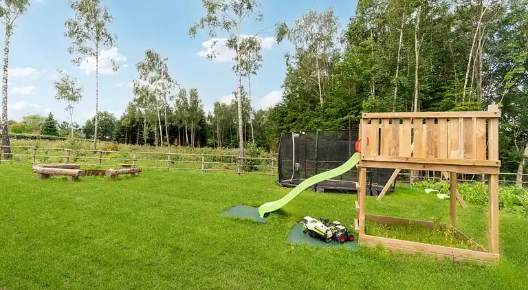 Luxuriöses Poolhaus mit Spa & Aktivitäten