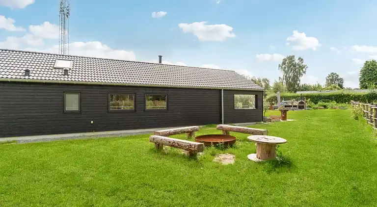 Luxuriöses Poolhaus mit Spa & Aktivitäten