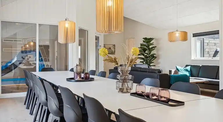 Luxus-Ferienhaus mit Pool, Spa & Aktivitäten