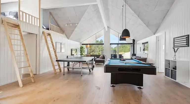 Luxus-Ferienhaus mit Pool, Spa & Aktivitäten