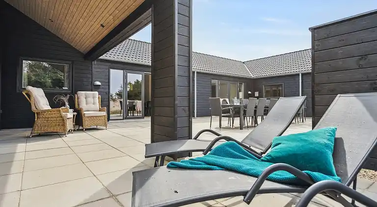 Luxus-Ferienhaus mit Pool, Spa & Aktivitäten