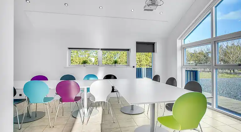 Großes Ferienhaus mit Pool und Aktivitäten