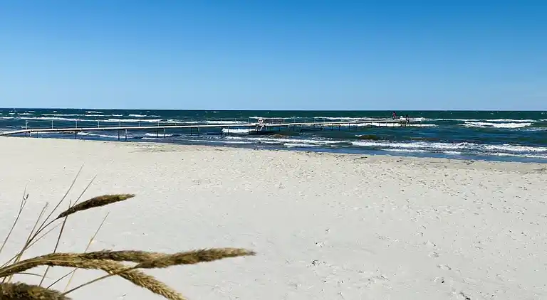 Großes Ferienhaus mit Pool und Aktivitäten