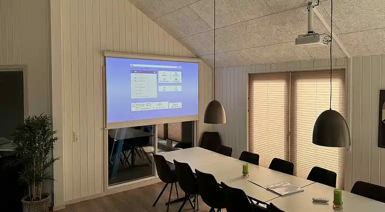 Großes Ferienhaus für 26 mit Pool & Wellness