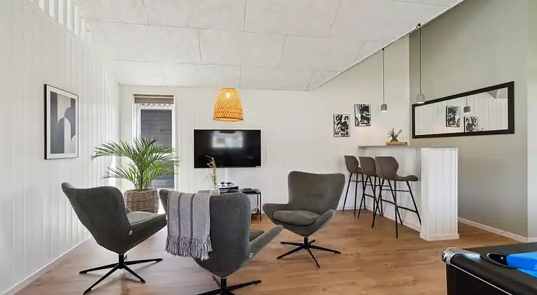 Luxus-Ferienhaus mit Pool bei Hasmark Strand